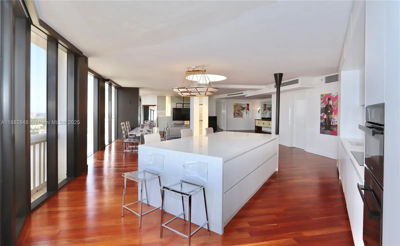 1000 Island Blvd, #PH2
