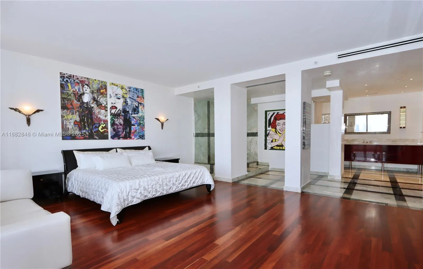 1000 Island Blvd, #PH2