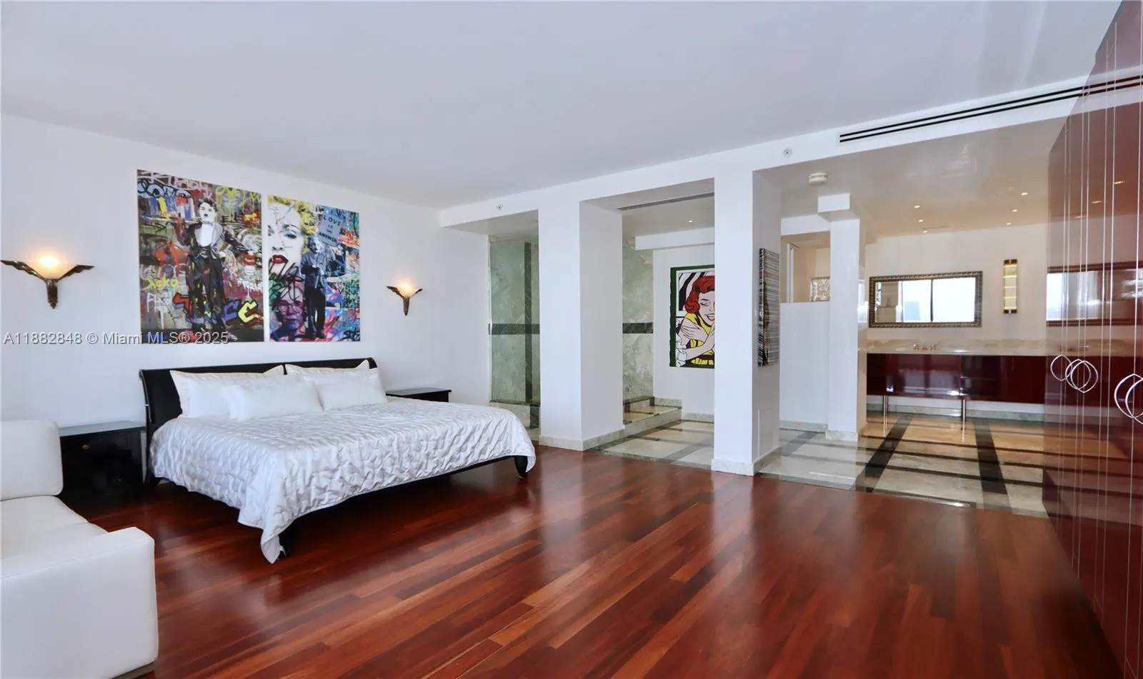 1000 Island Blvd, #PH2