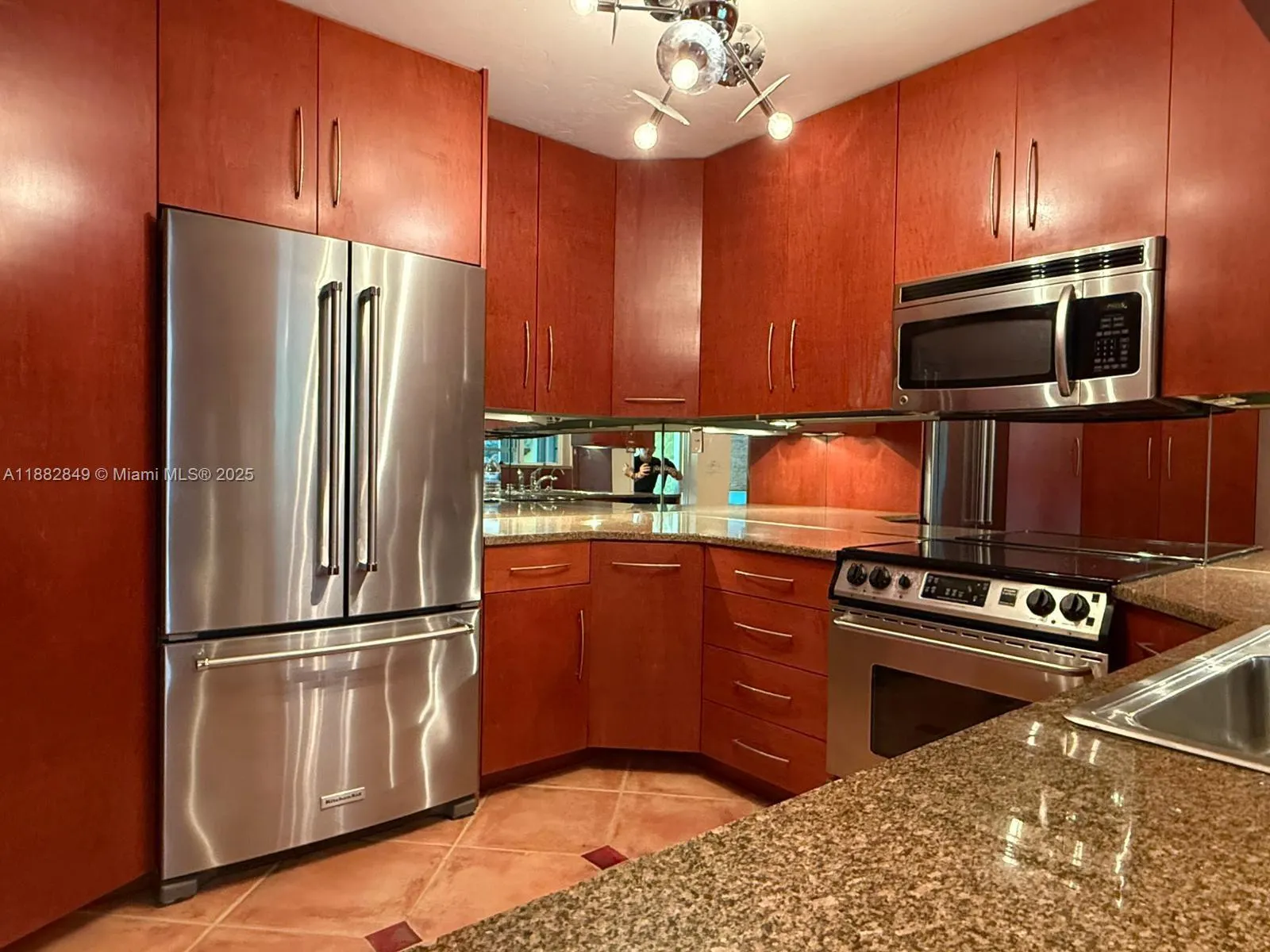 1728 NE 39th St, #NA