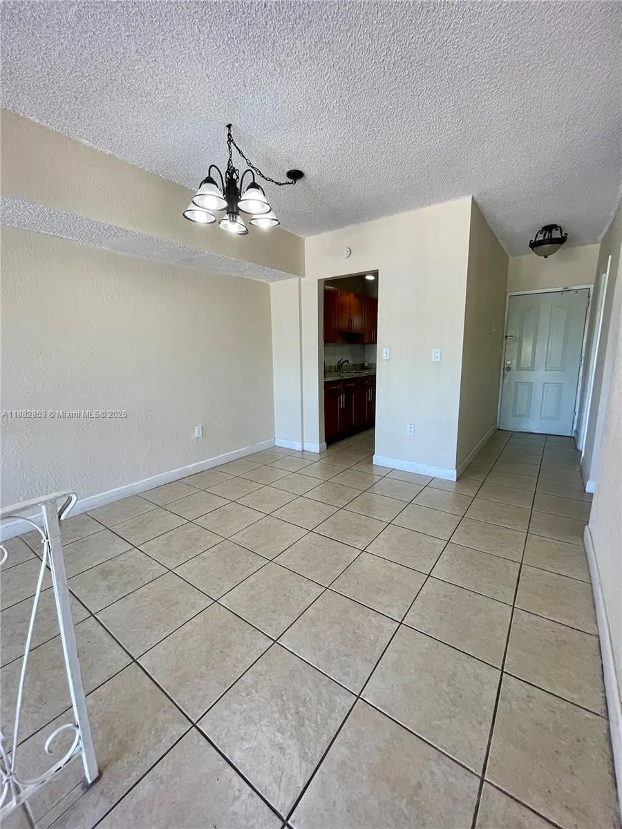 10900 SW 104th St, #308