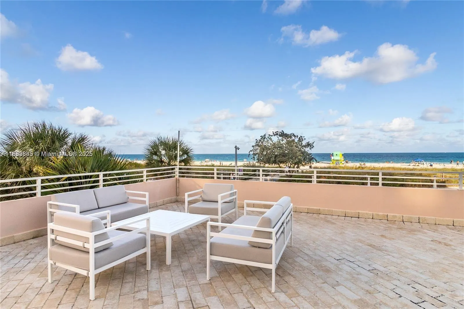 345 Ocean Dr, #408