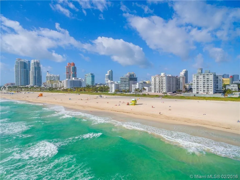345 Ocean Dr, #408