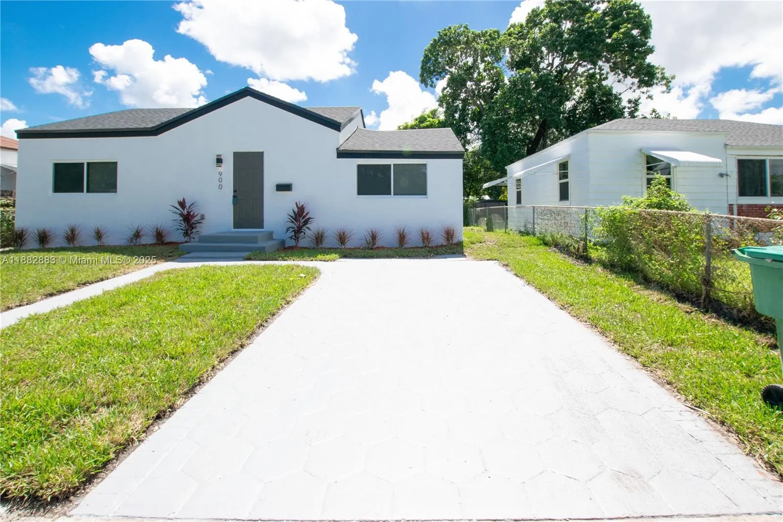 900 NW 64th St