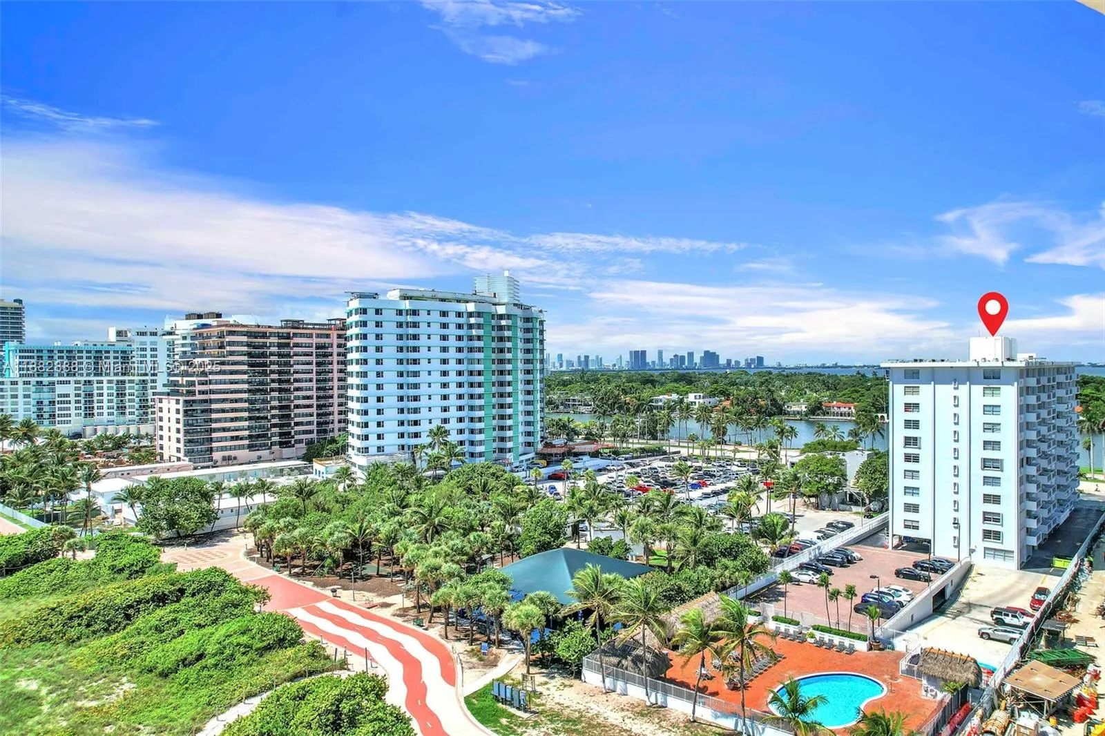 5313 Collins Ave, #502