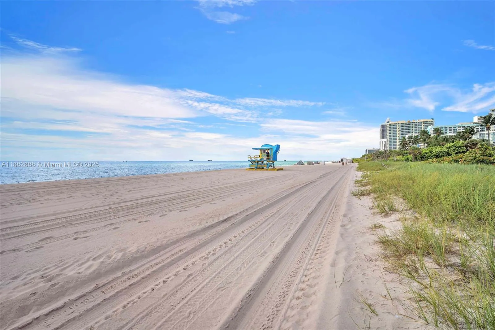 5313 Collins Ave, #502
