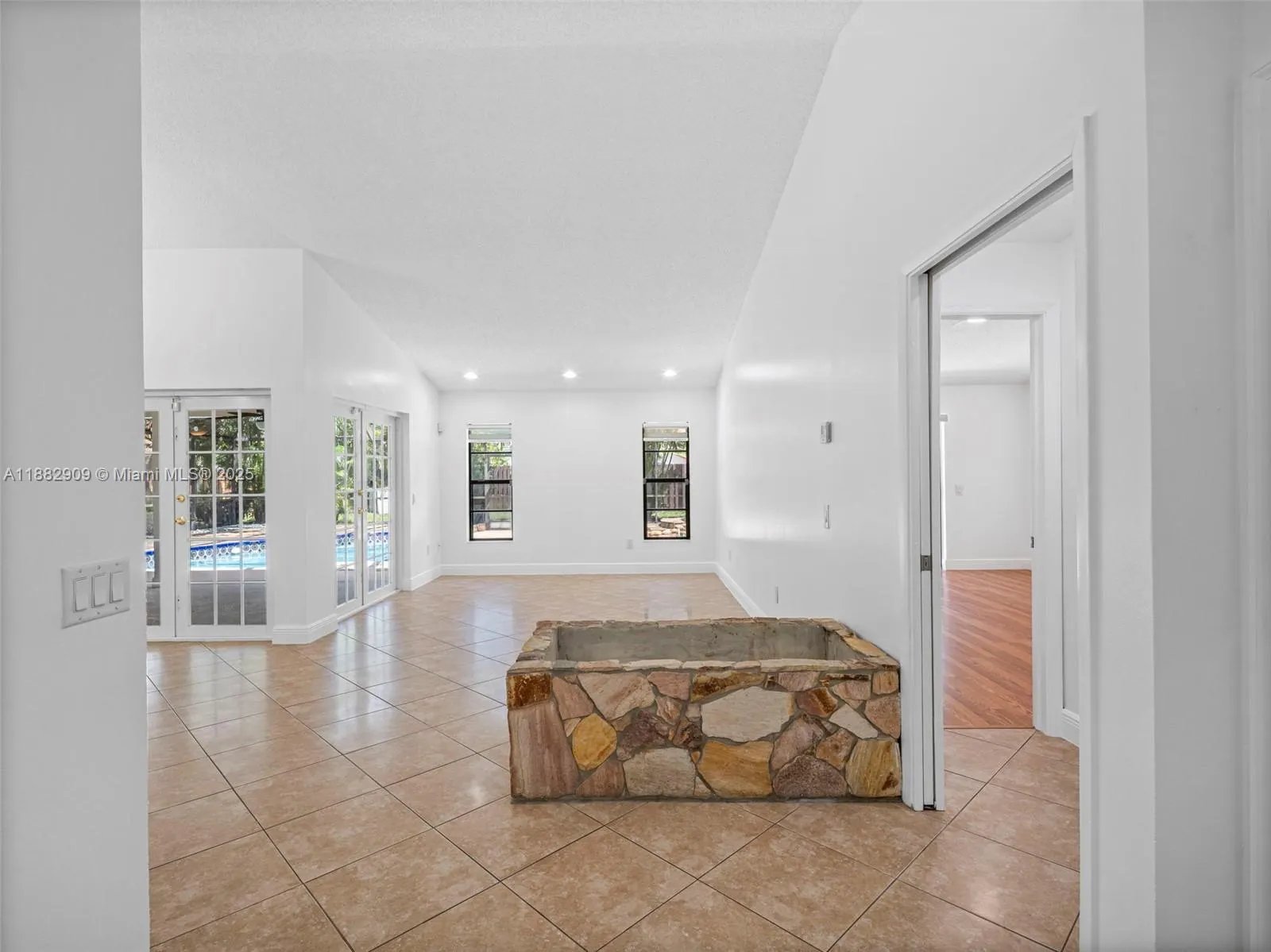 15531 SW 54th Ter