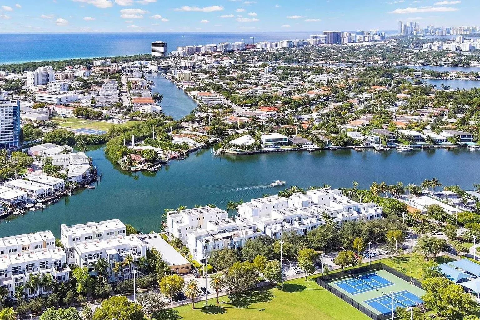 89 N Shore Dr
