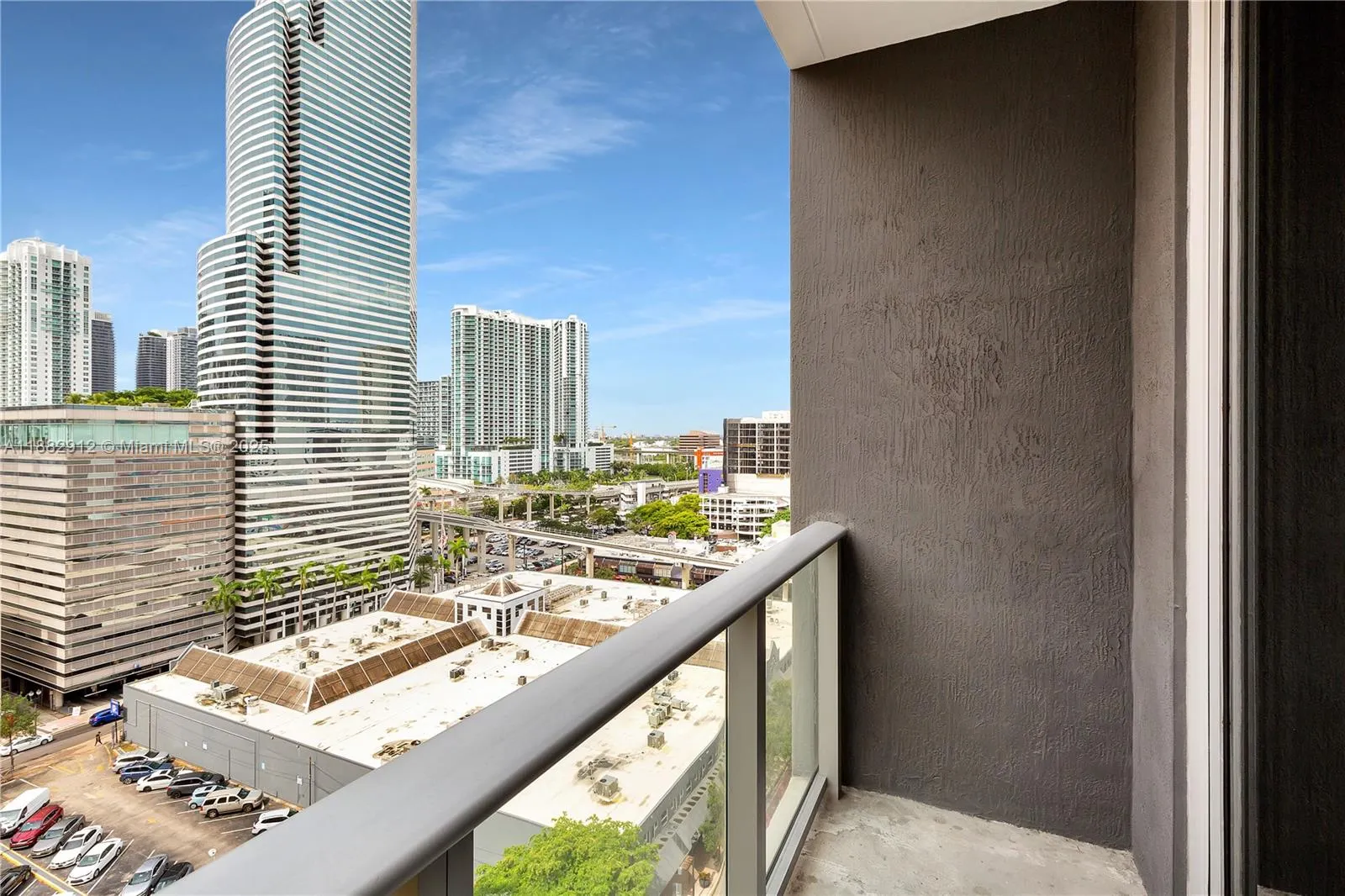 151 SE 1st St, #1107