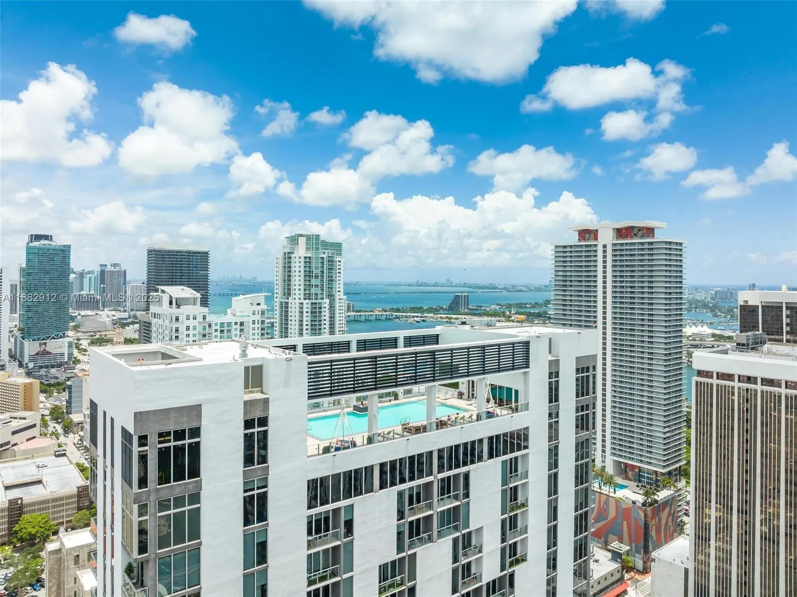 151 SE 1st St, #1107