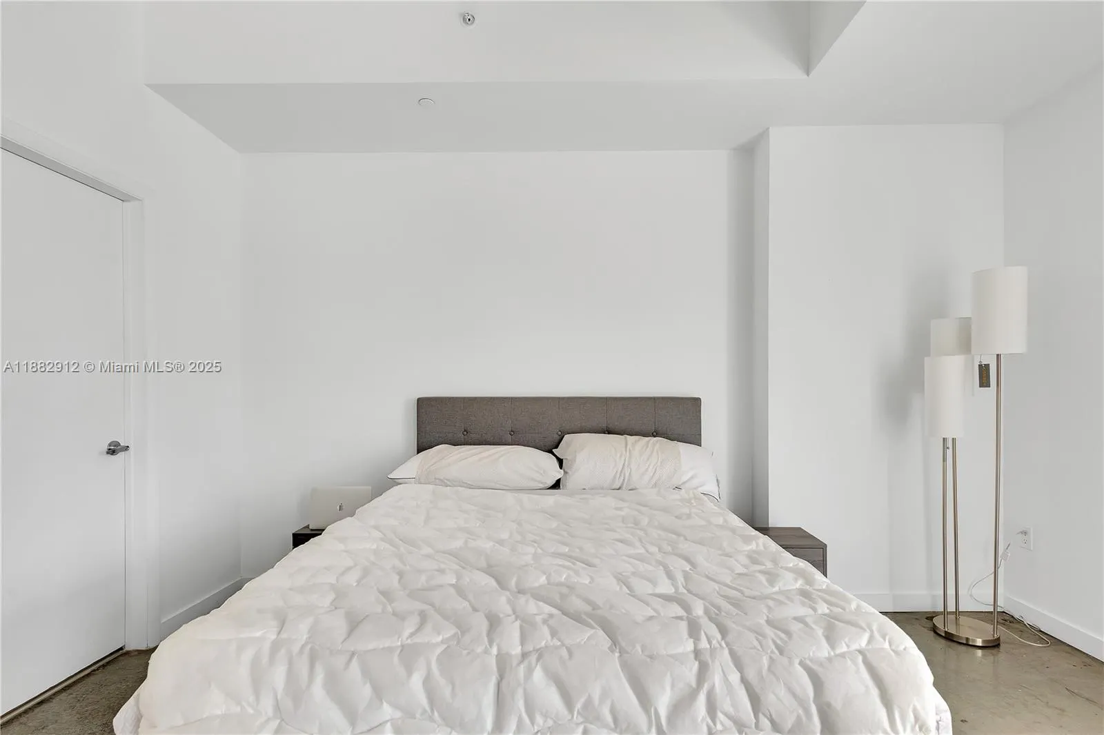 151 SE 1st St, #1107