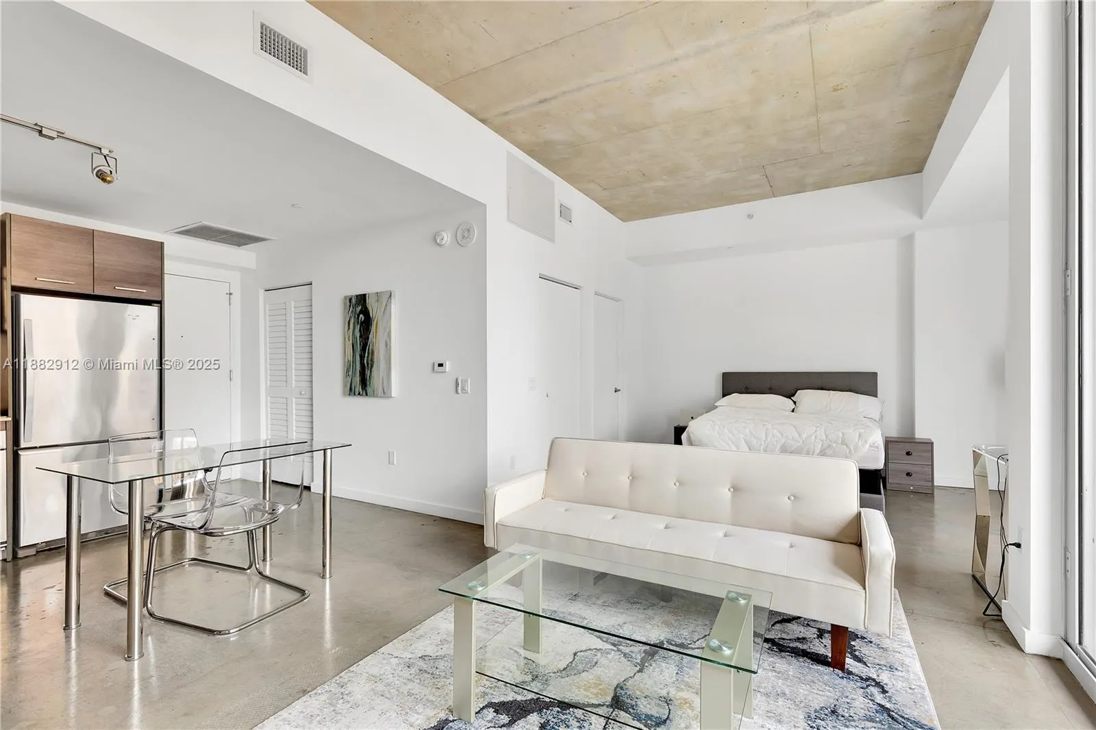 151 SE 1st St, #1107