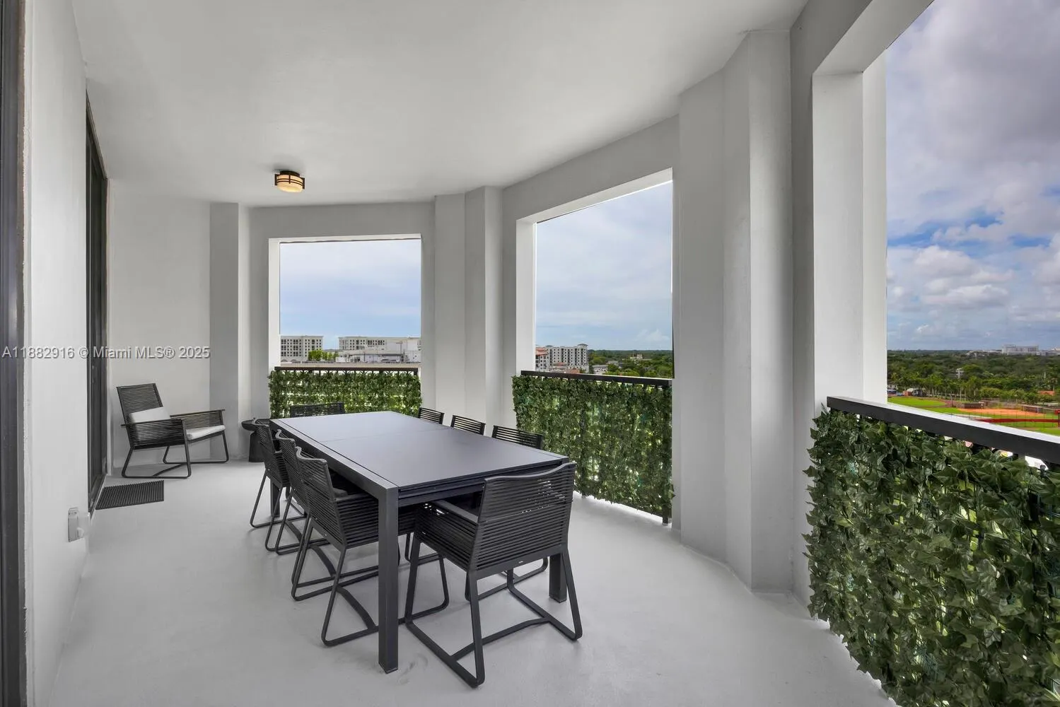 301 Altara Ave, #LPH914