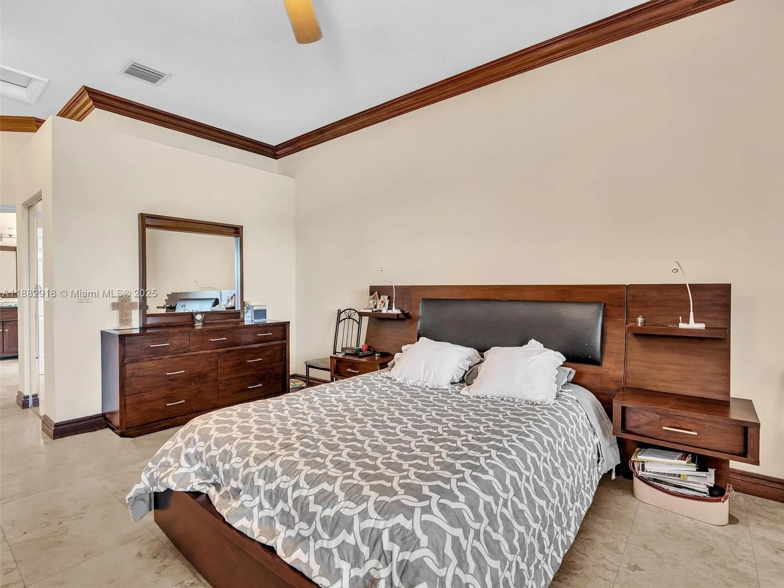 19222 Crystal St
