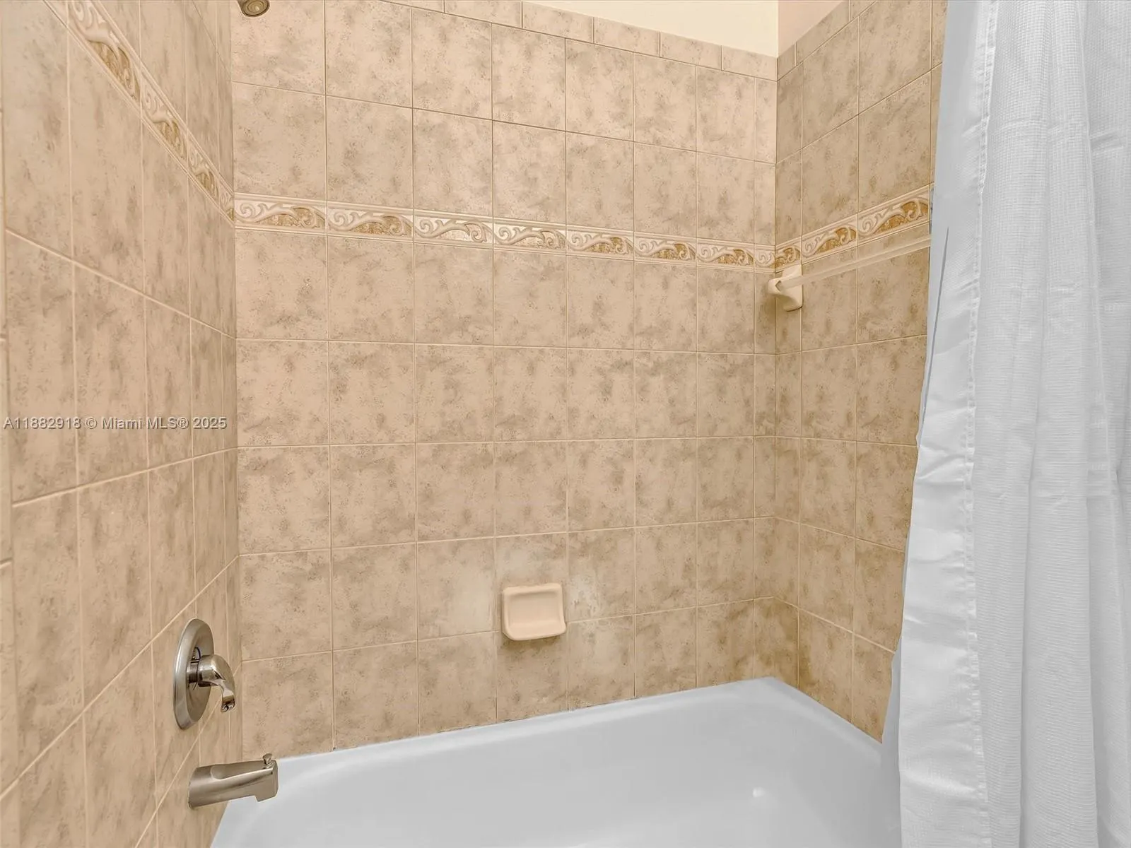 19222 Crystal St