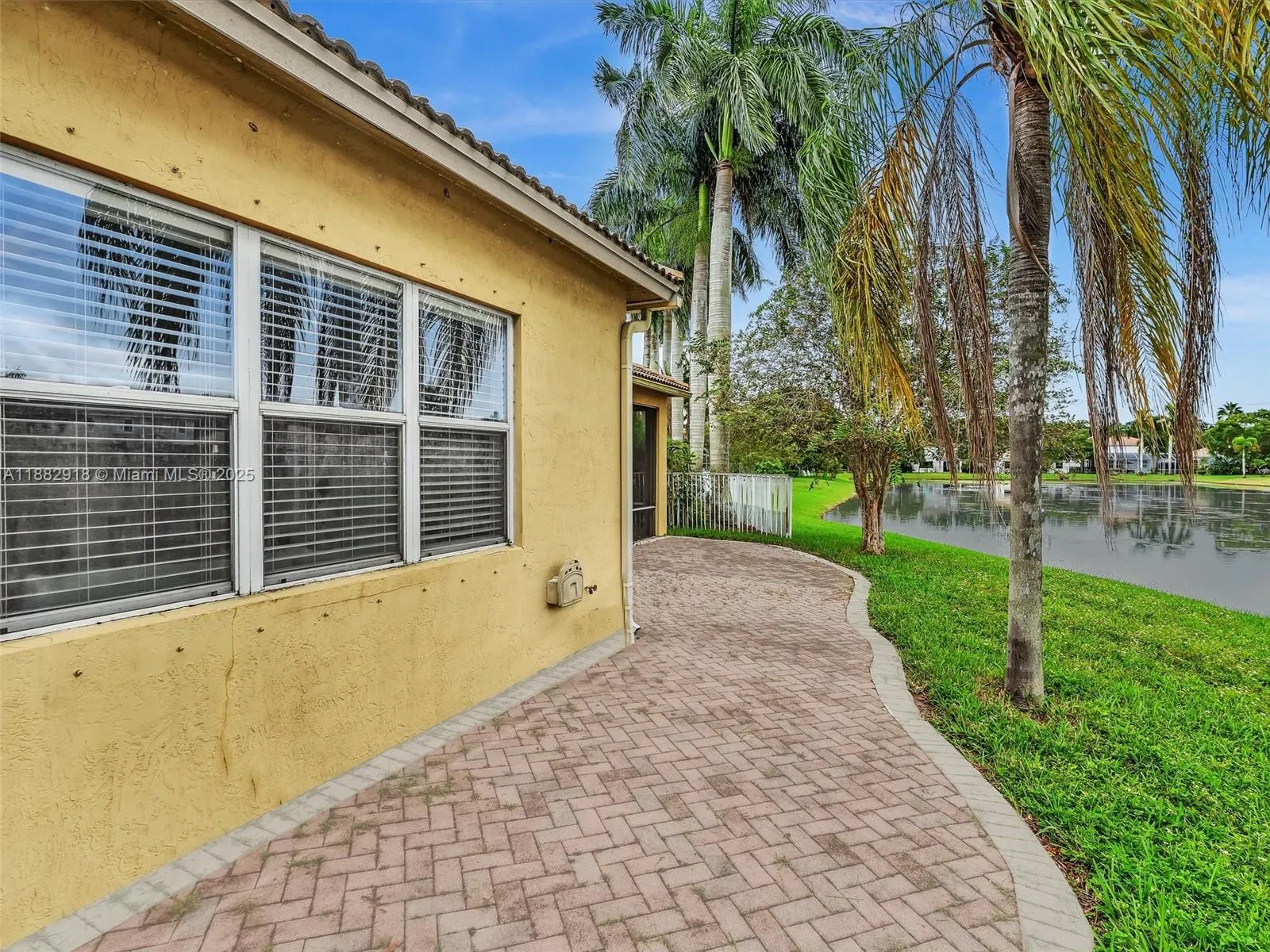 19222 Crystal St