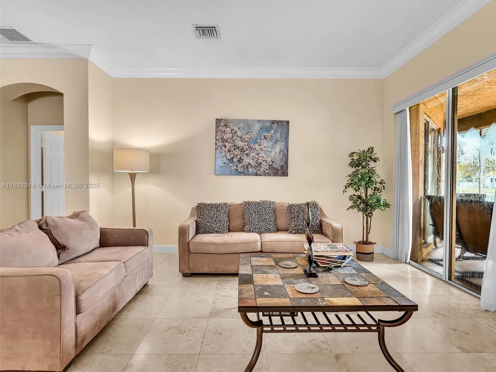 19222 Crystal St