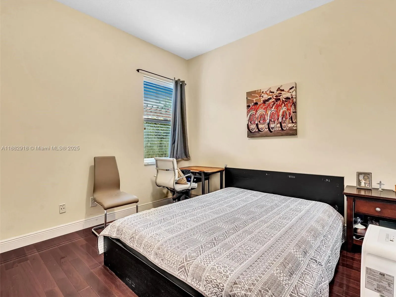 19222 Crystal St