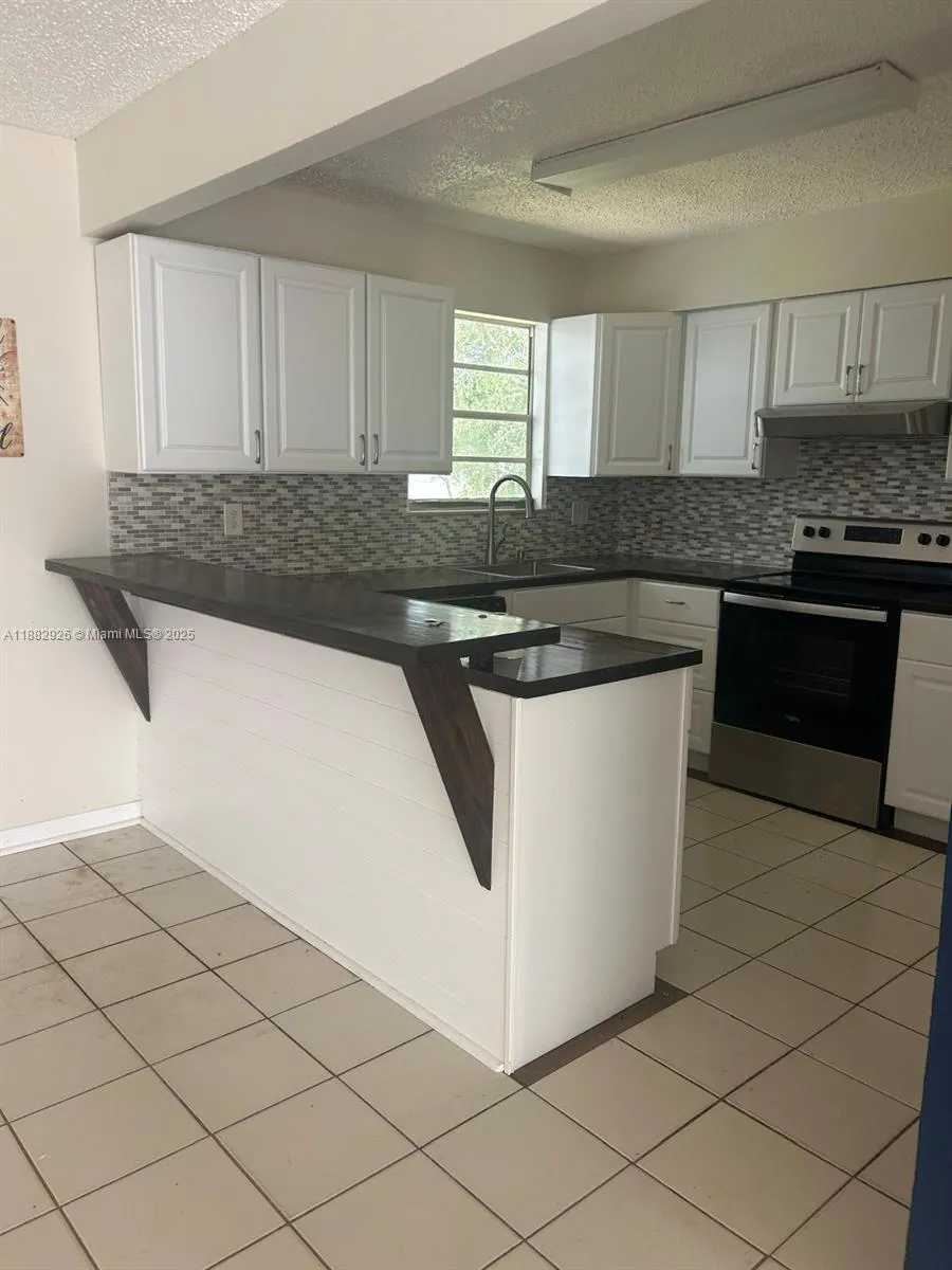1399 NE Cindy Cir, #1399