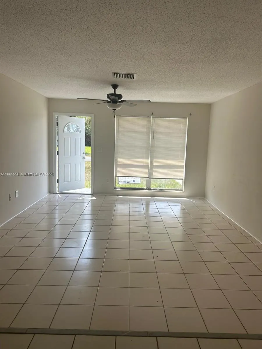 1399 NE Cindy Cir, #1399
