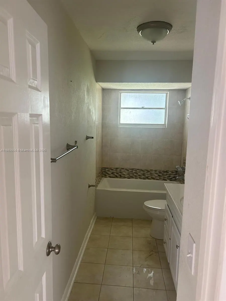 1399 NE Cindy Cir, #1399