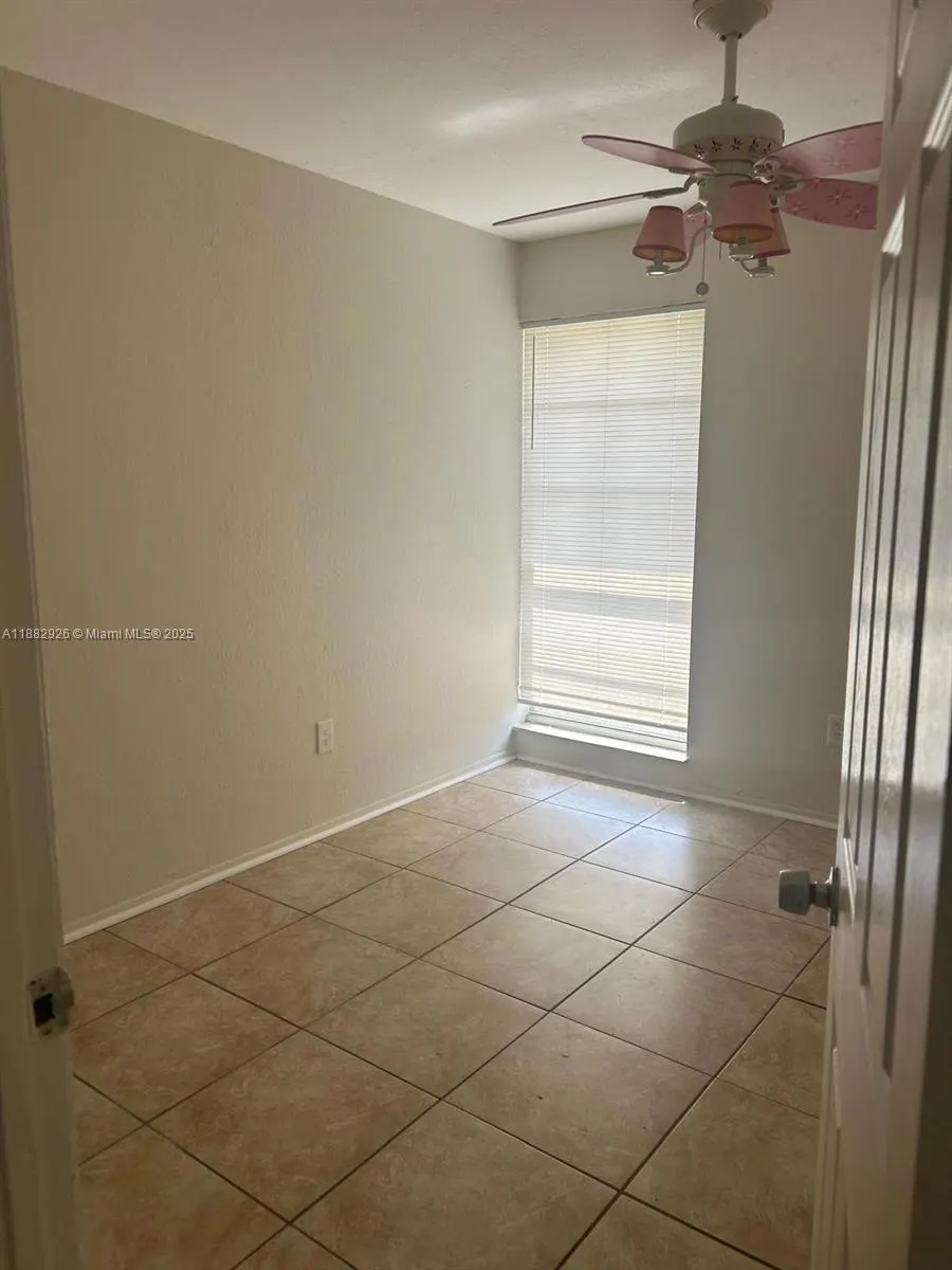 1399 NE Cindy Cir, #1399