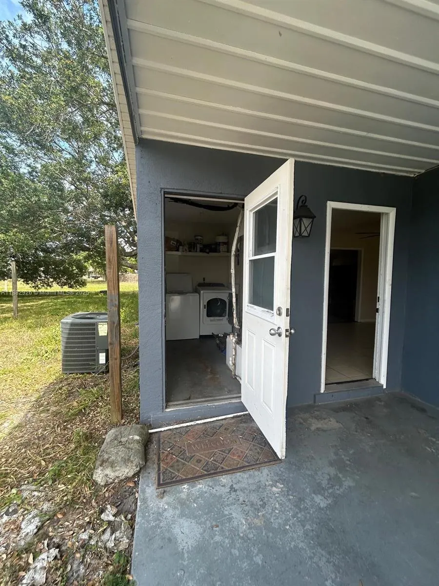 1399 NE Cindy Cir, #1399