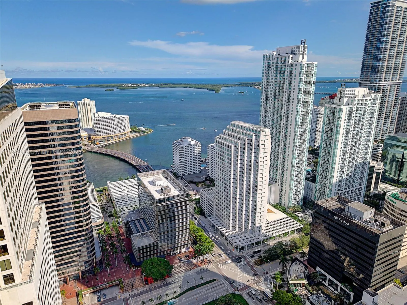 500 Brickell Ave, #1701