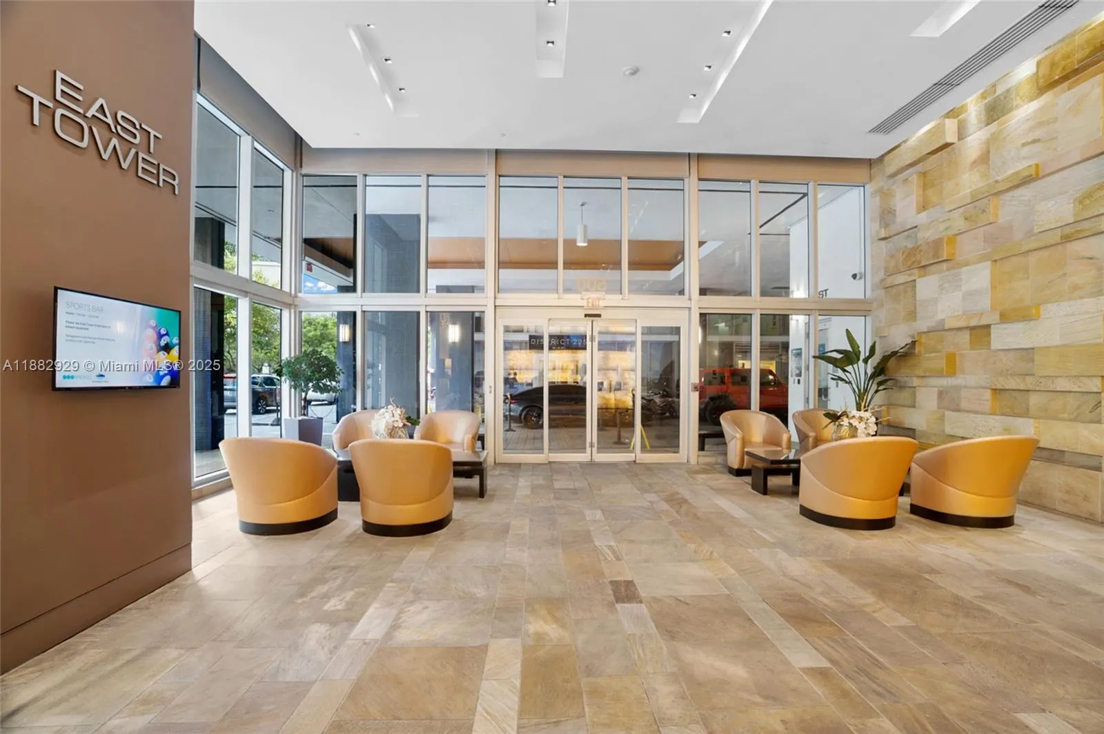 500 Brickell Ave, #1701