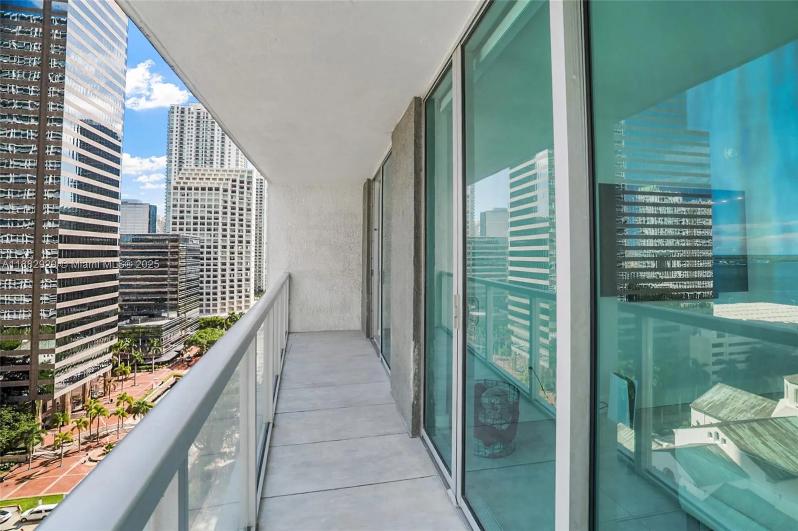 500 Brickell Ave, #1701