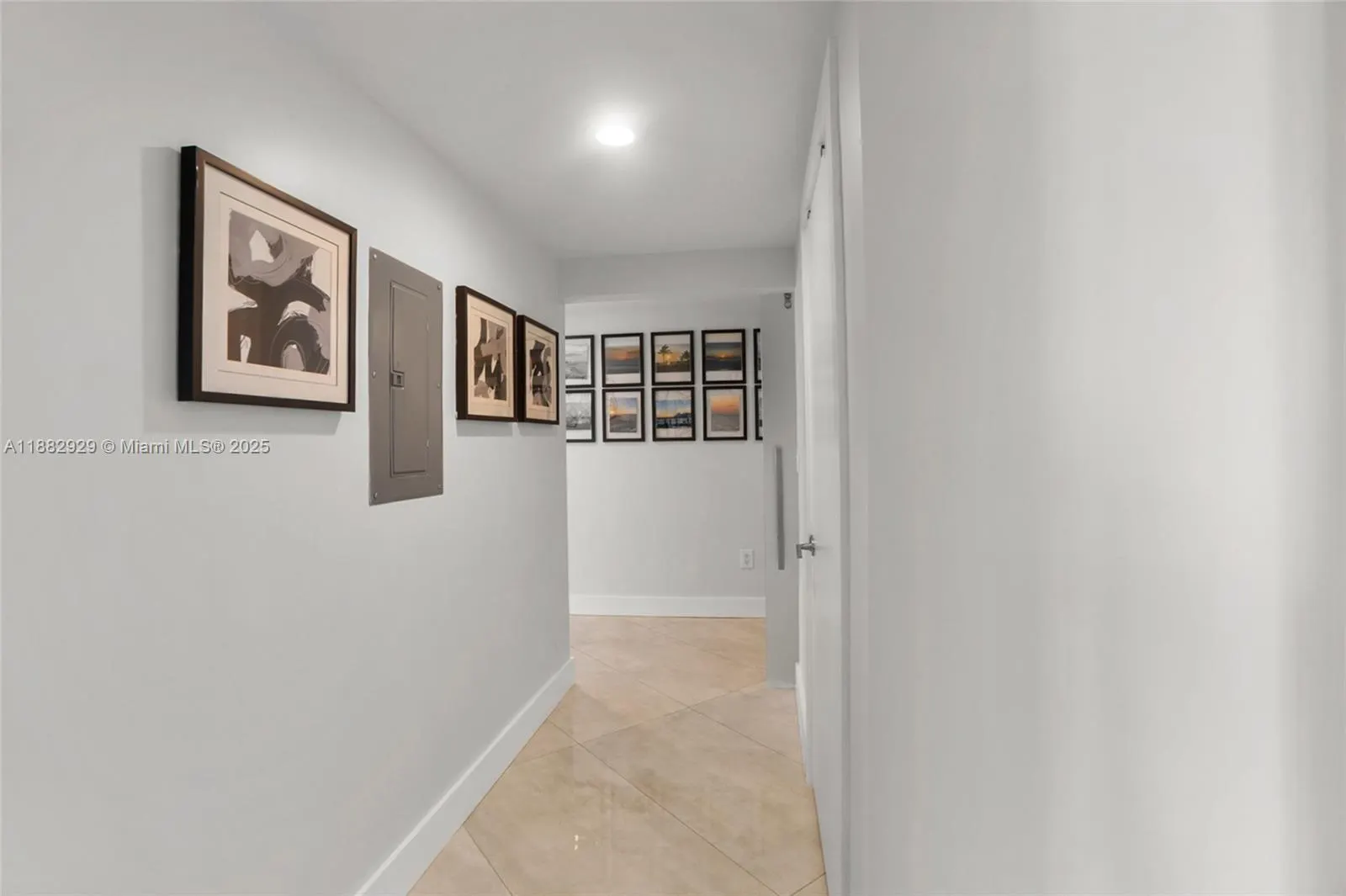 500 Brickell Ave, #1701