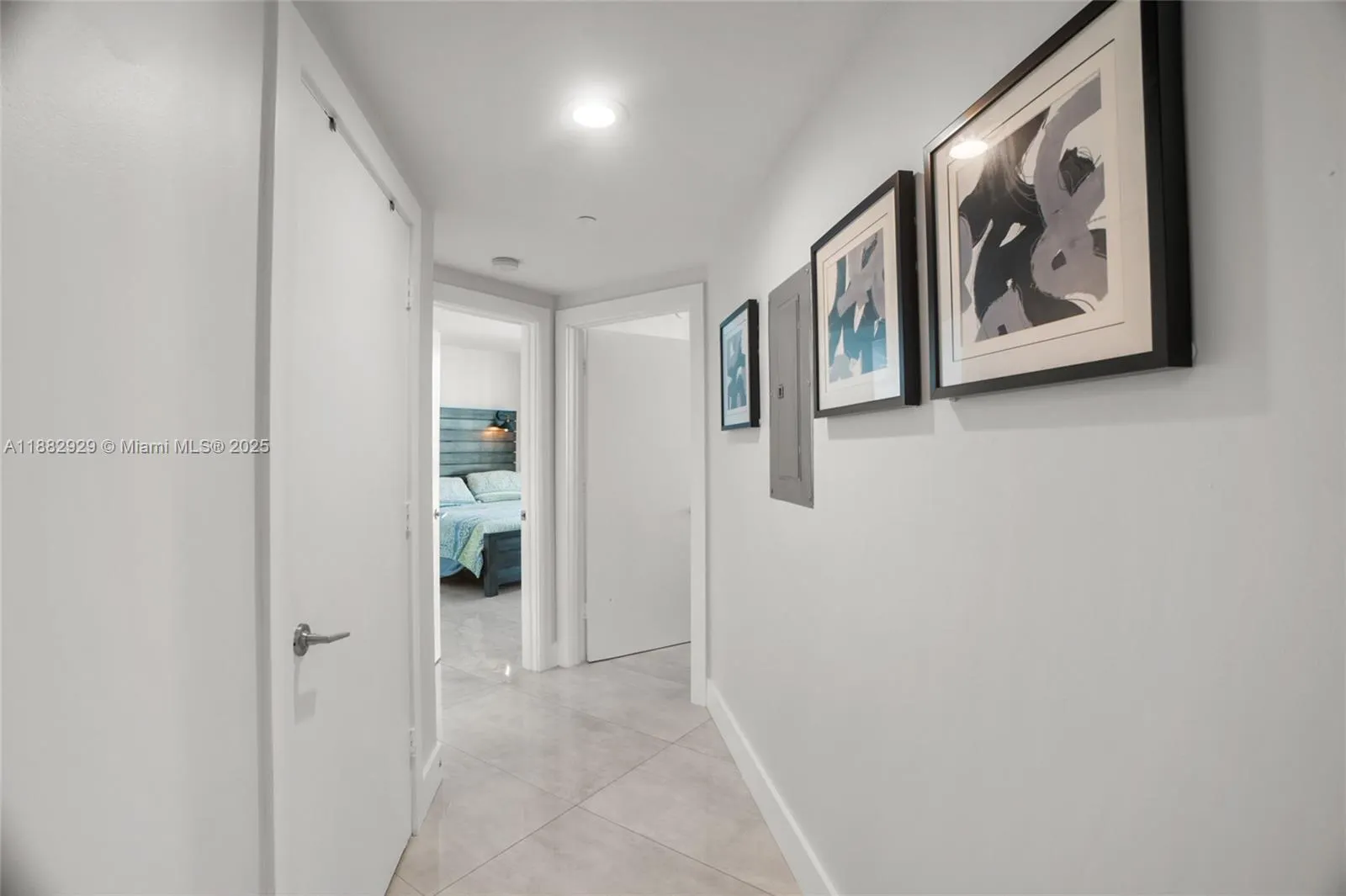 500 Brickell Ave, #1701