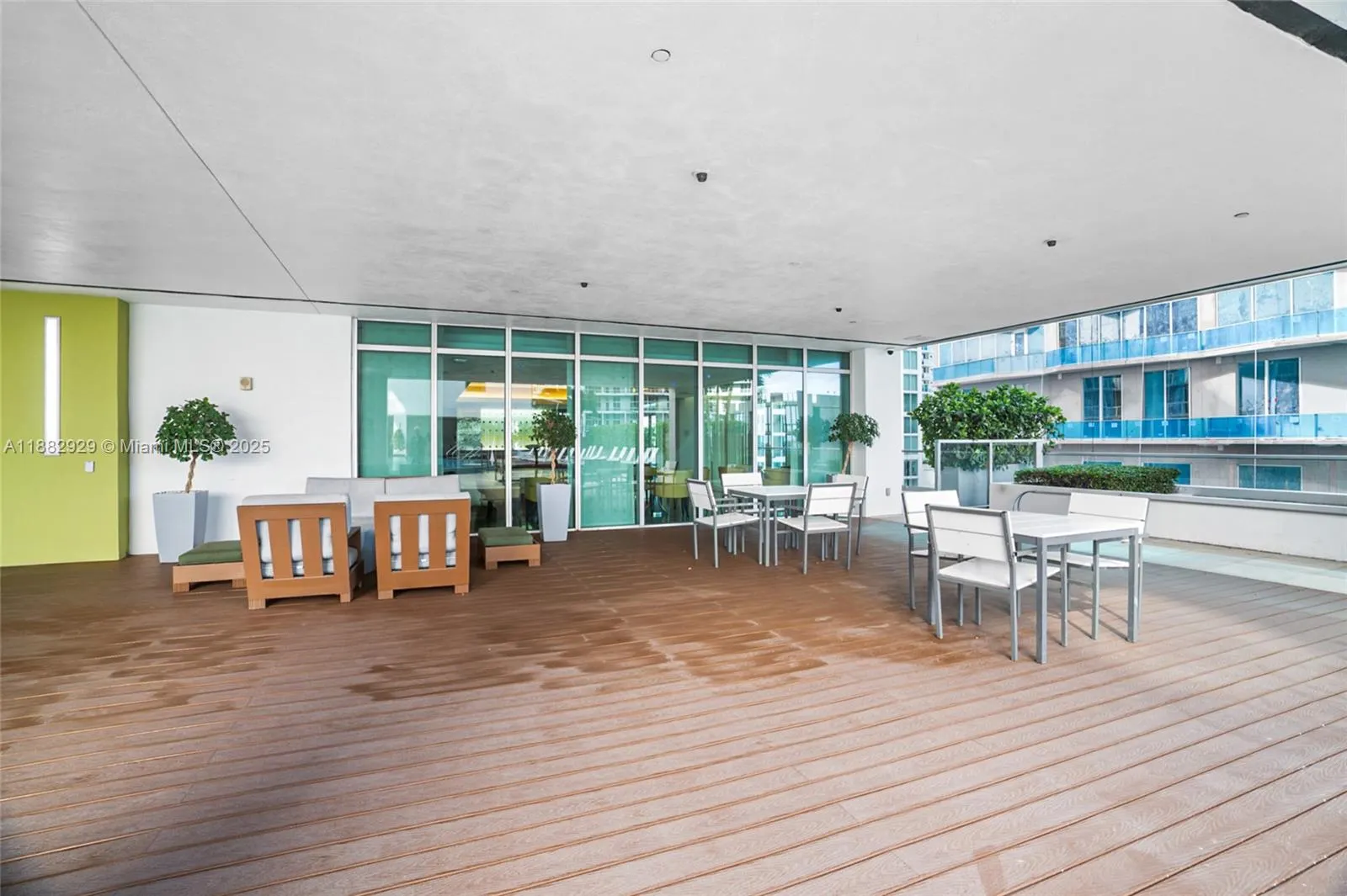 500 Brickell Ave, #1701