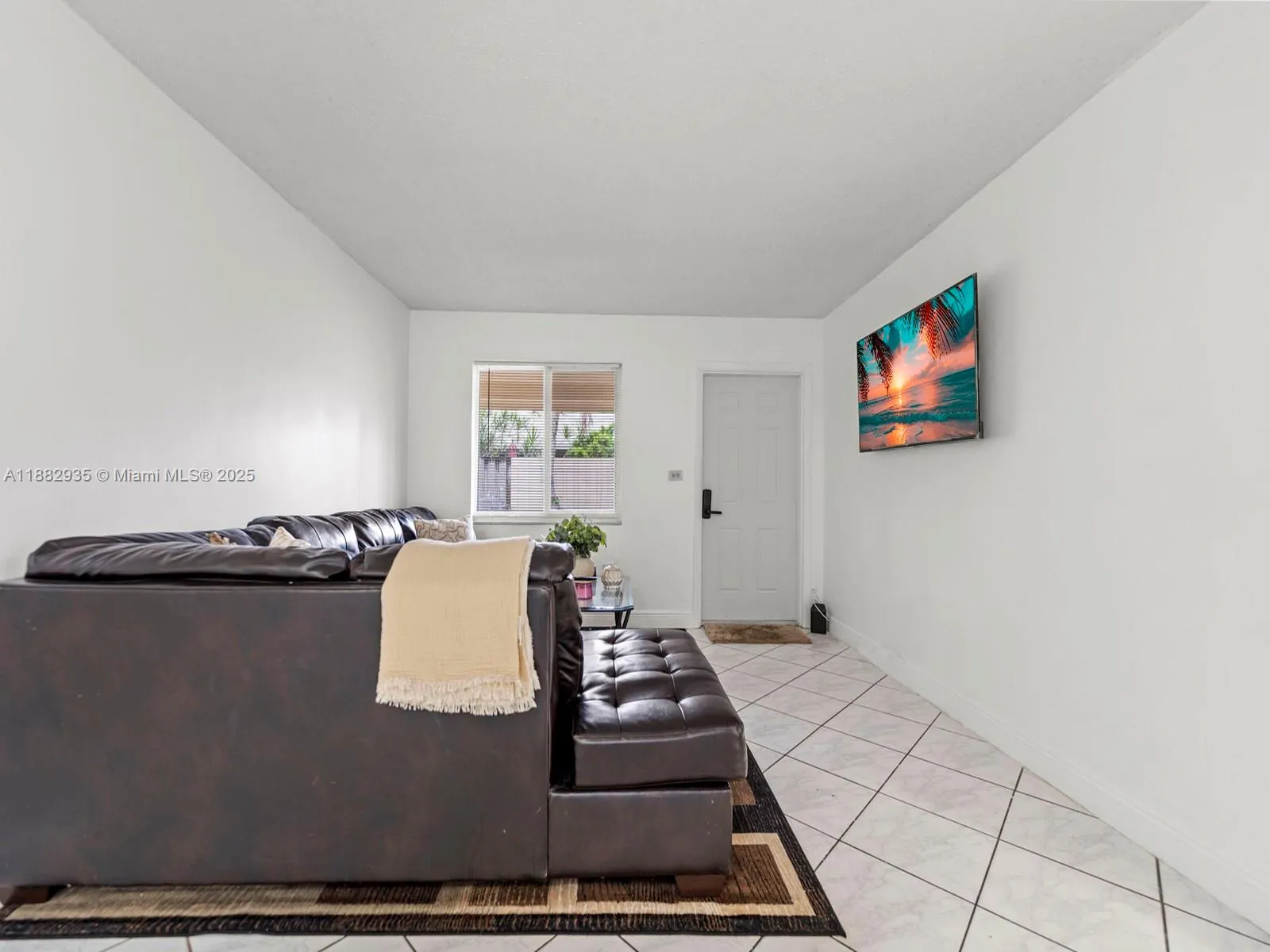 6165 SW 44th St, #2