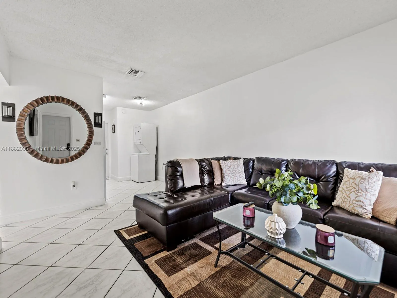 6165 SW 44th St, #2