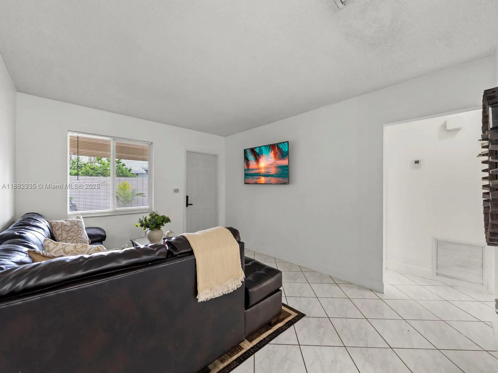 6165 SW 44th St, #2