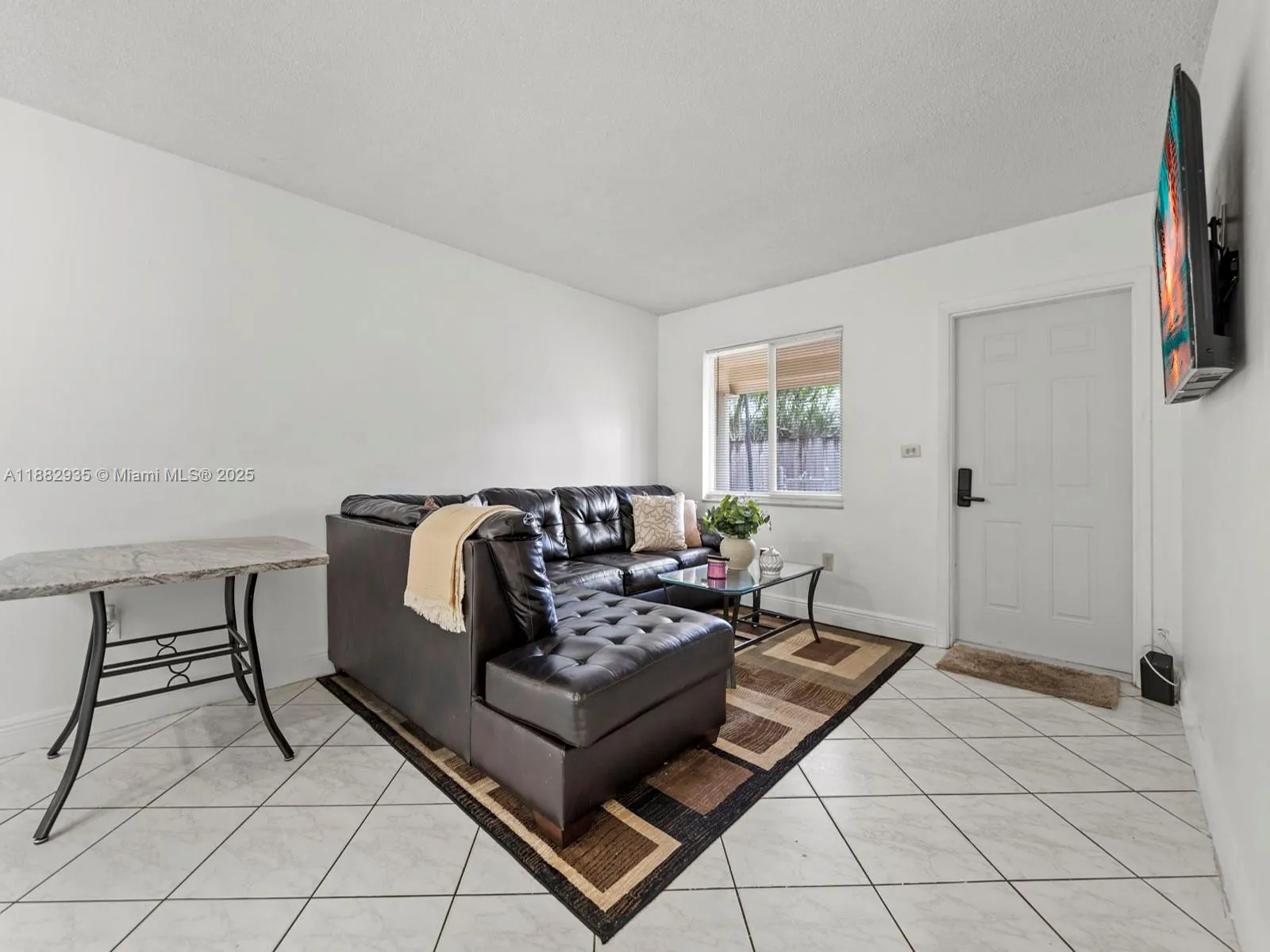 6165 SW 44th St, #2