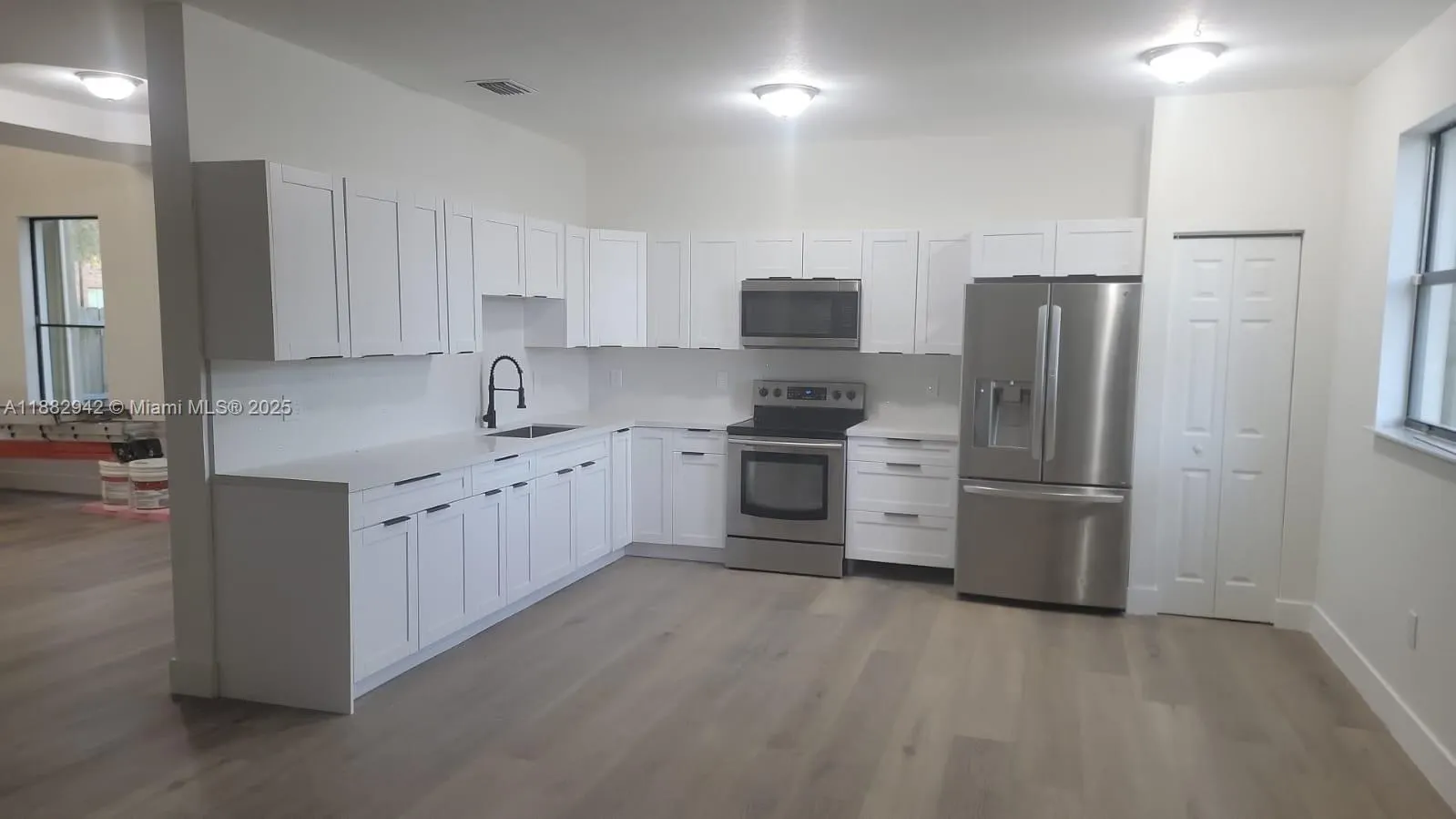 571 SE 37th Pl