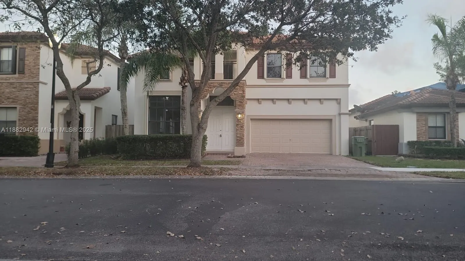 571 SE 37th Pl