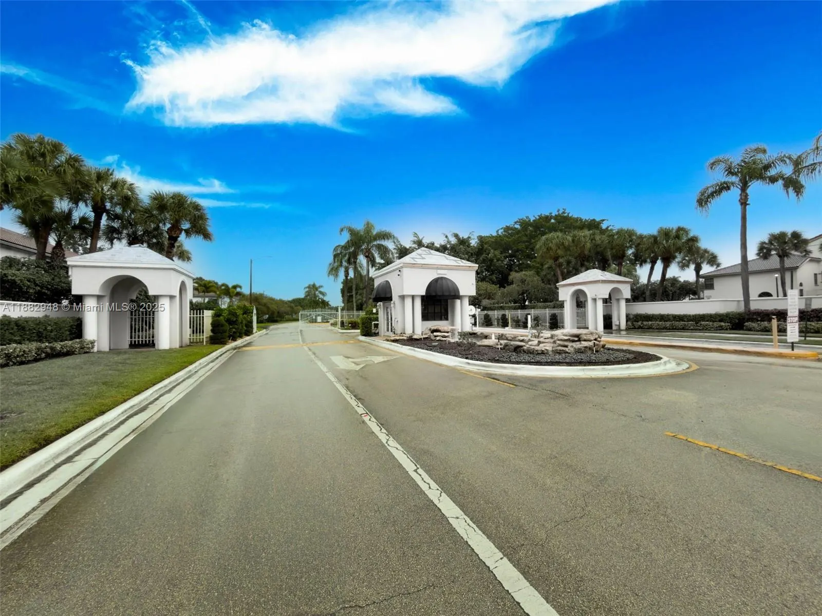 5419 Firenze Dr, #J