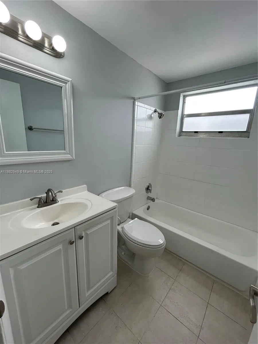 1346 Alton Rd, #A1