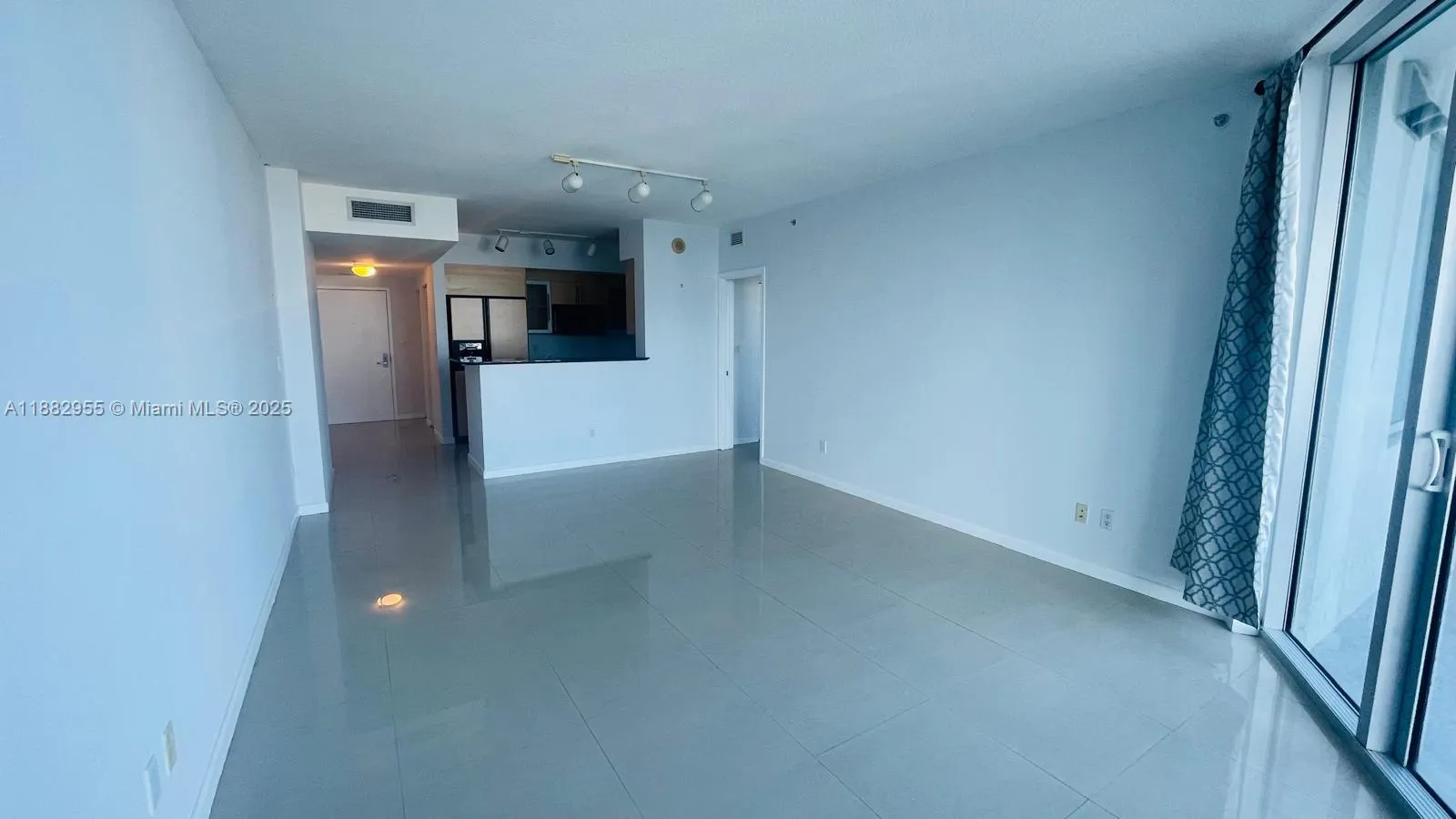 335 S Biscayne Blvd, #3803
