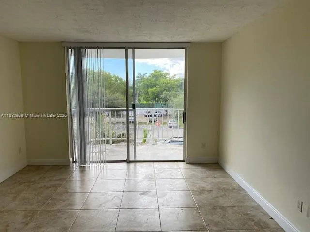 494 NW 165th St Rd, #C-303