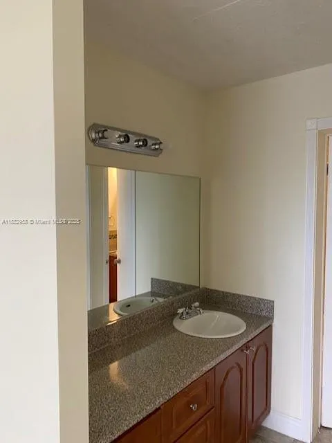 494 NW 165th St Rd, #C-303