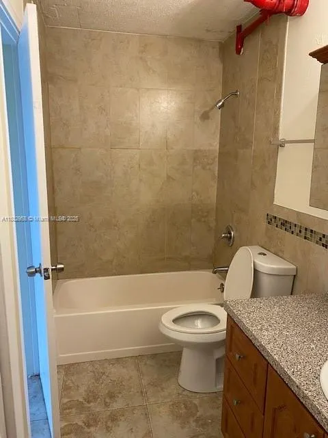 494 NW 165th St Rd, #C-303