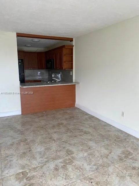 494 NW 165th St Rd, #C-303