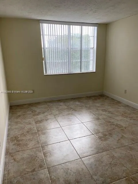 494 NW 165th St Rd, #C-303