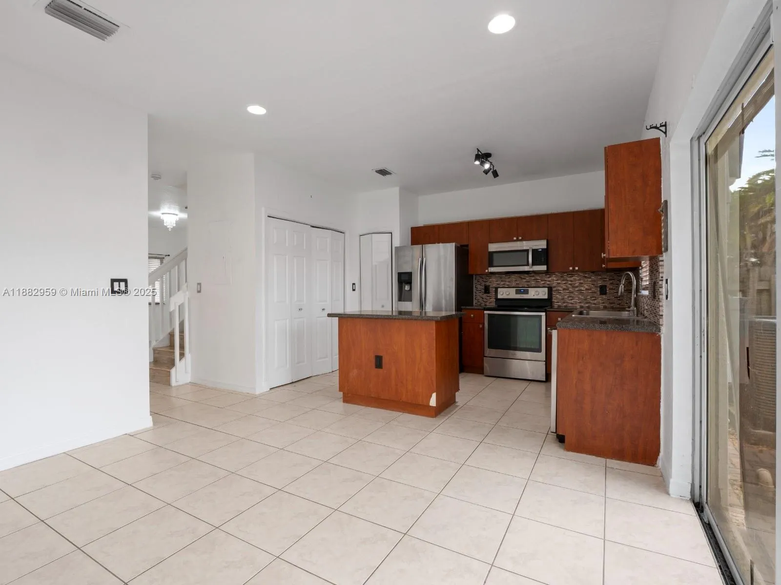 2954 SE 15th Ter