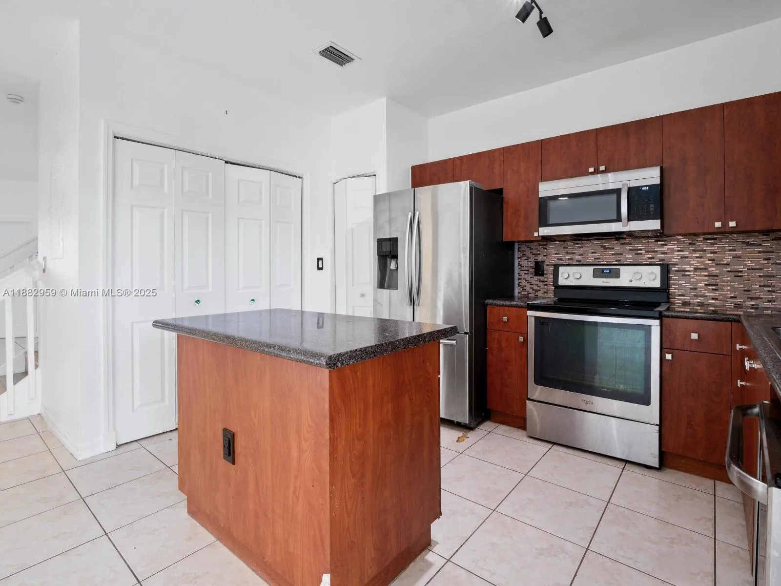 2954 SE 15th Ter