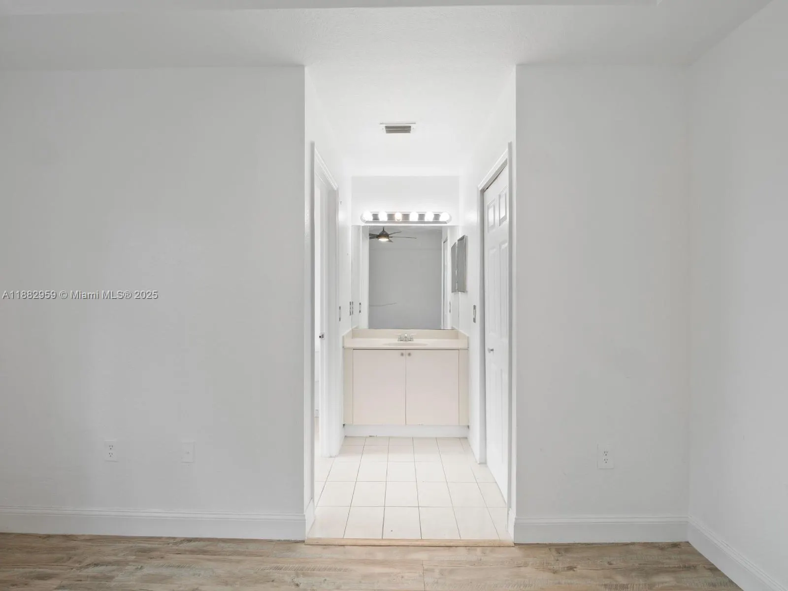 2954 SE 15th Ter